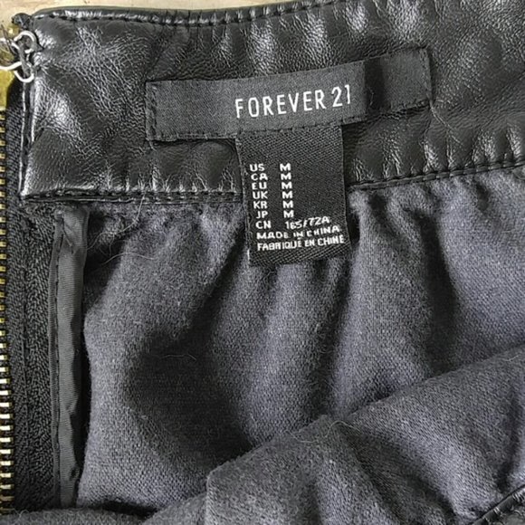 Forever 21 Faux Leather Black Mini Skirt - Picture 6 of 9